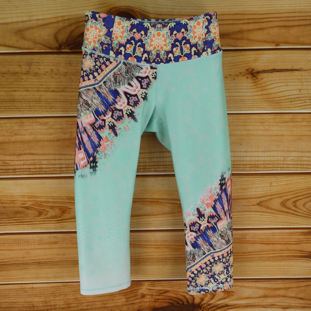 CALIA Carrie Underwood Active‎ Leggings Womens M Green Geometric Limited Edition